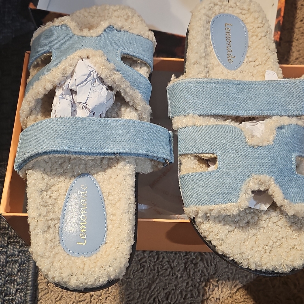 Lemonade Blue and Cream Women's Flats